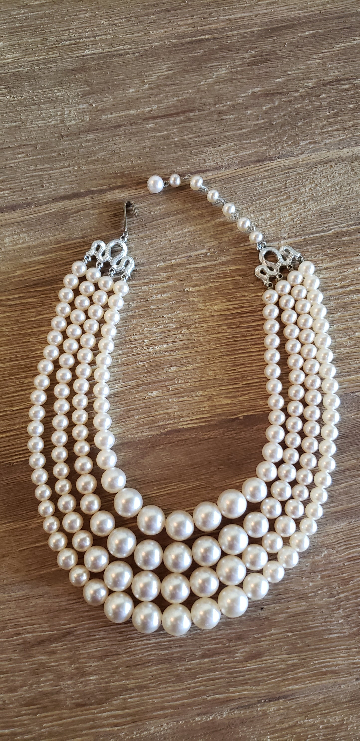 Vintage Faux Pearl Choker